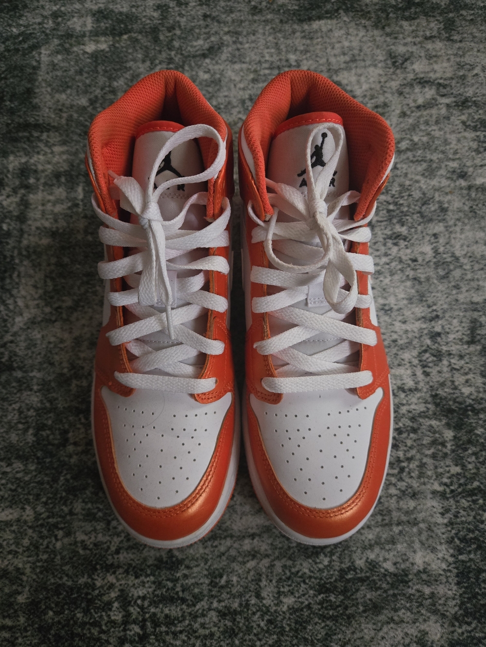 Nike Air Jordan 1 Mid Se Electro Orange Black-White